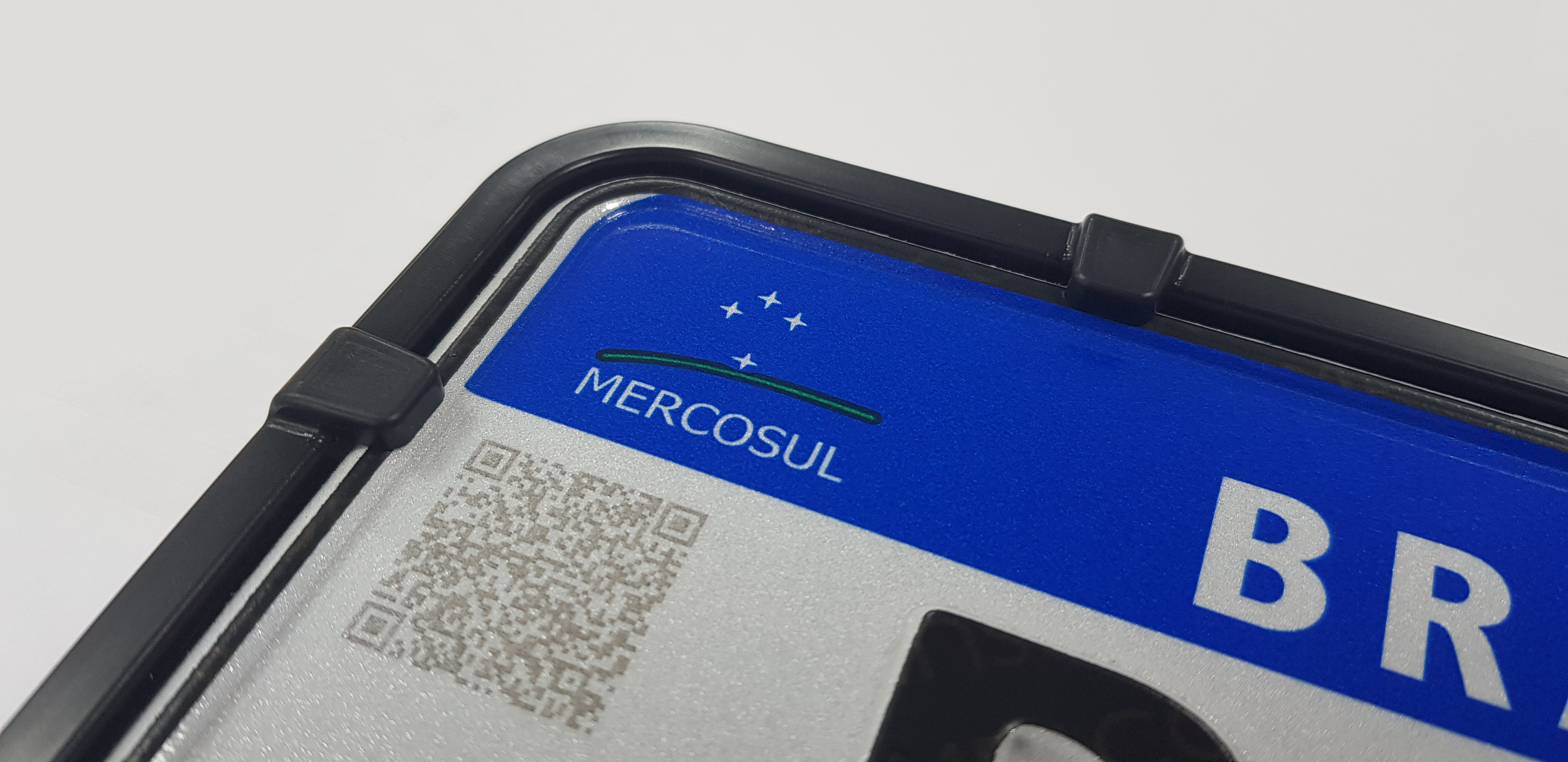 Suportes para carros e motocicletas